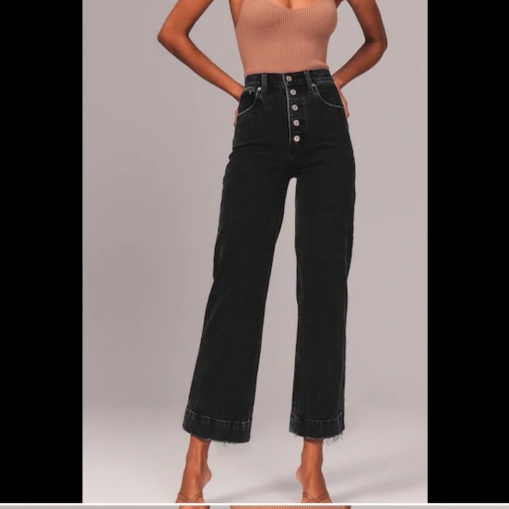Abercrombie Hi Rise Crop Wide Leg Jean- size 27